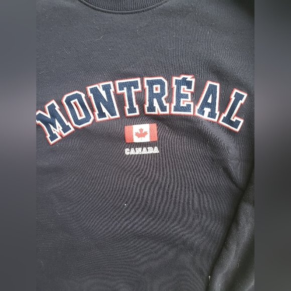 Montreal navy comfy sweater size small - Picture 3 of 3